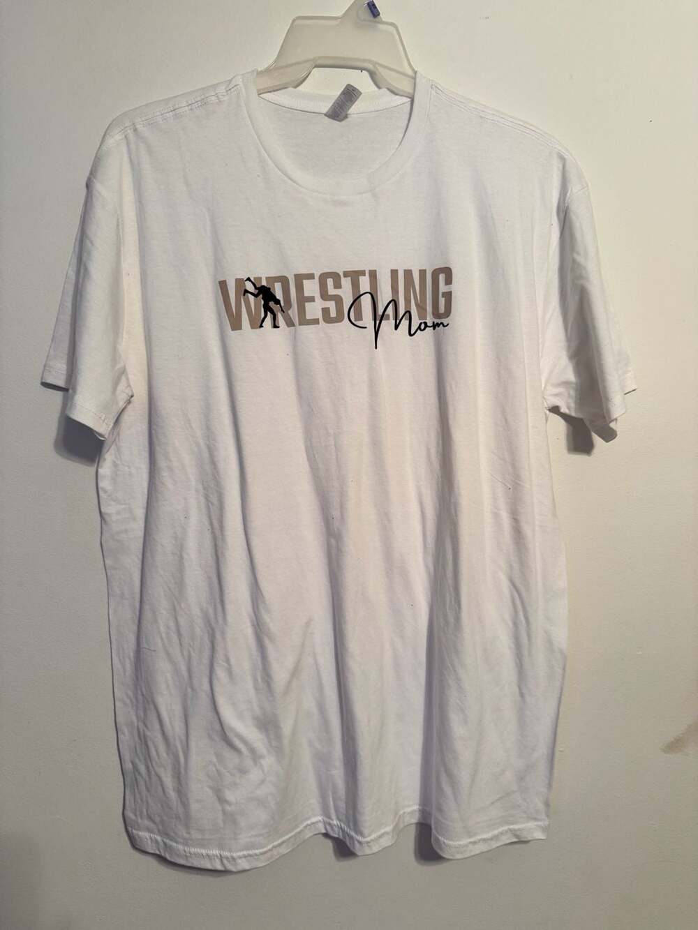 Circle Clothing Wrestling Mom Graphic T-Shirt White Size XL - Picture 1 of 2
